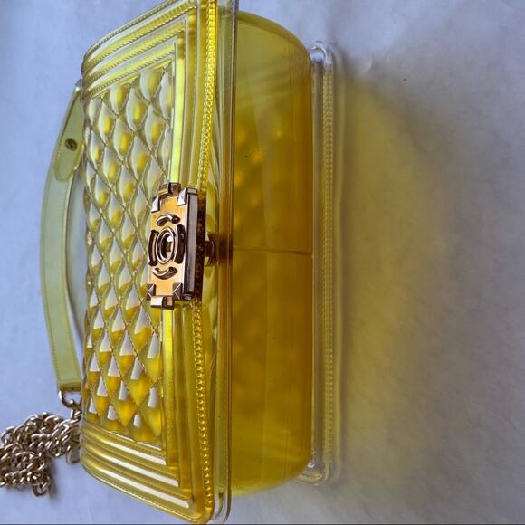 Yellow Diamond Pattern Crossbody Handbag - Picture 6 of 8